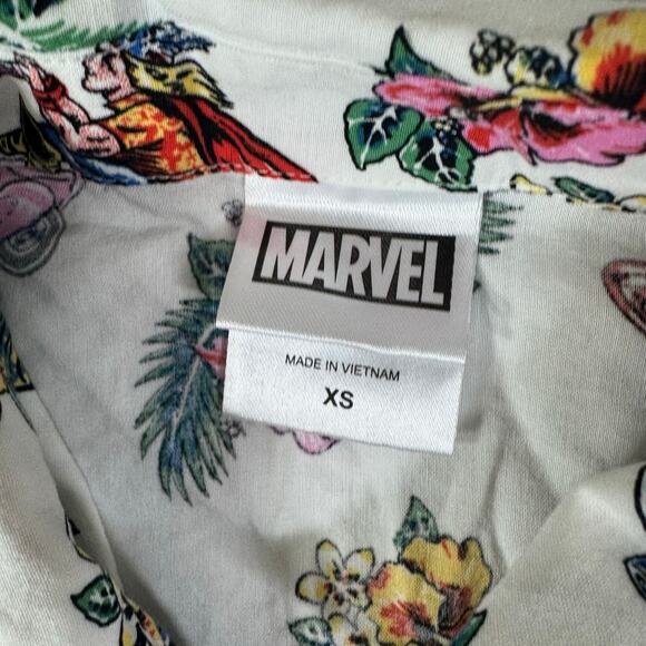 Marvel XS Hawaiian Button Down Heroes Resort Wear Spiderman Captain America - Picture 7 of 12